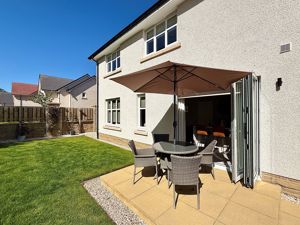 Photo 32- click for photo gallery